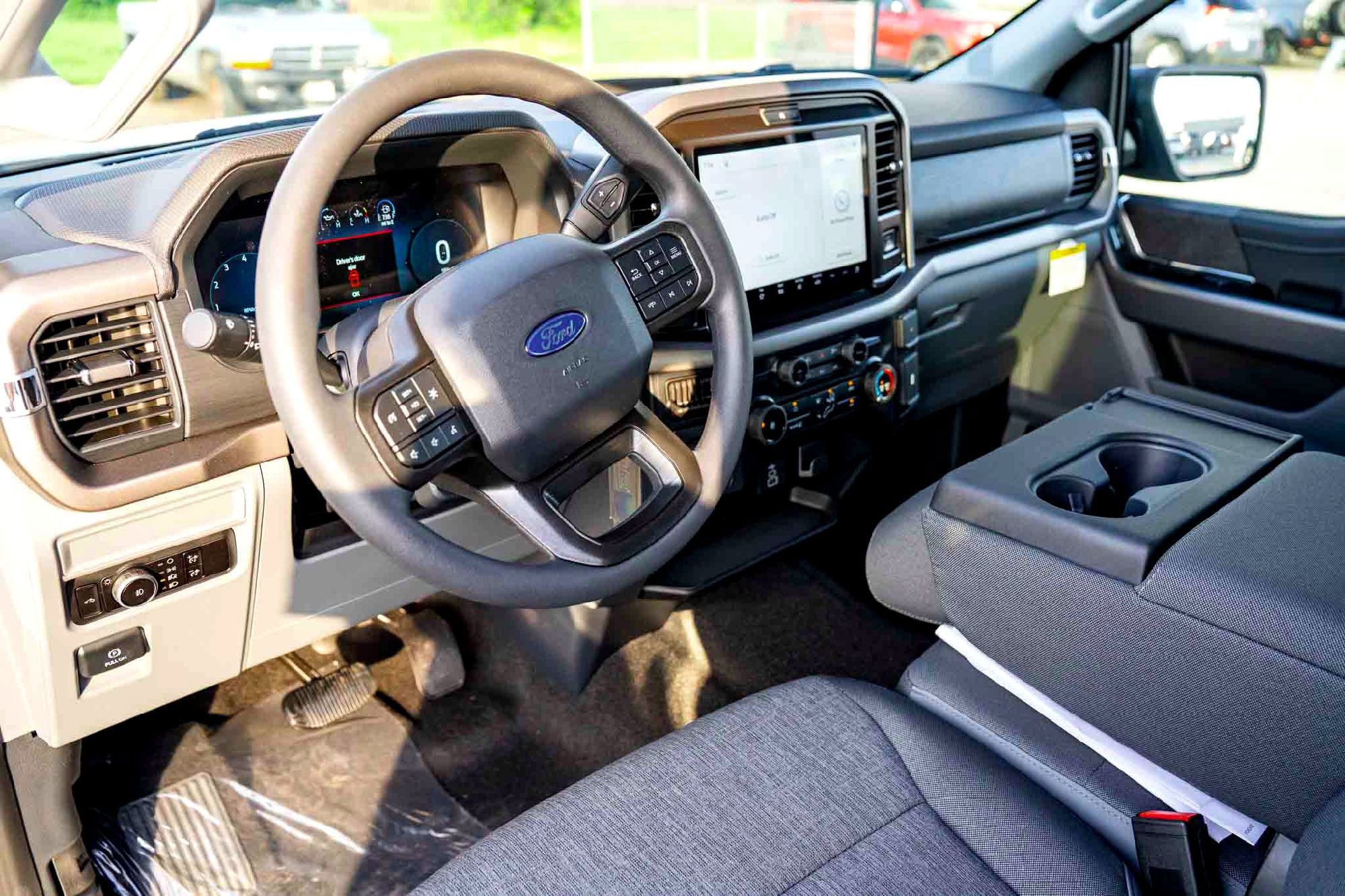 New 2026 Avalanche Ford XLT image 10