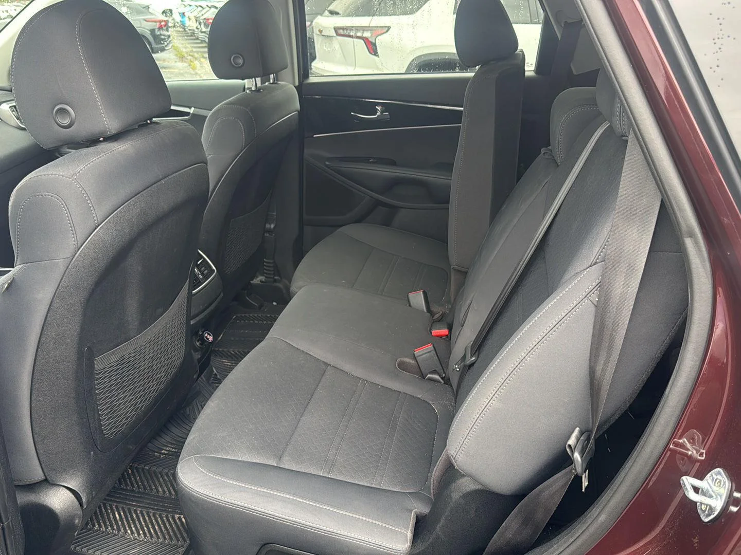 Used 2019 Sangria Kia LX image 21