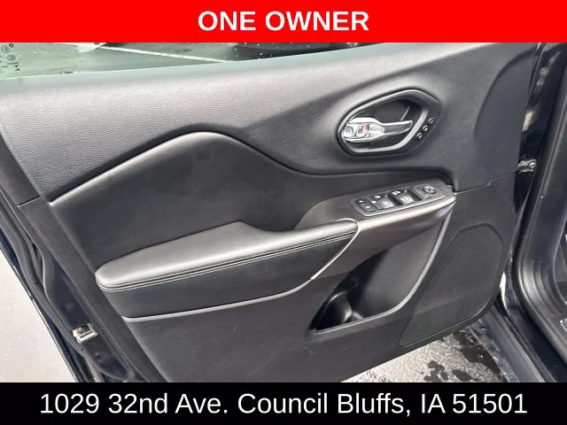Used 2019 Black Jeep Limited image 13