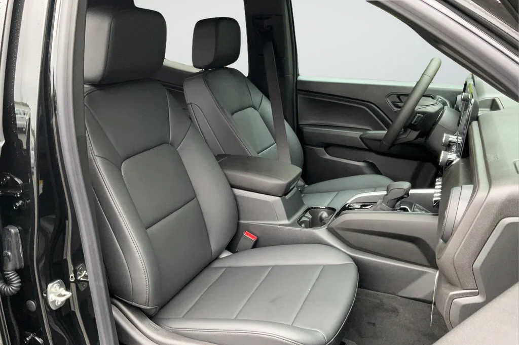 2026 Chevrolet Colorado Work Truck - Photo 17