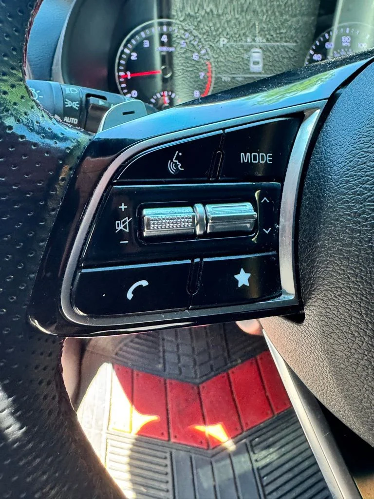 Used 2022 Black Kia GT image 12