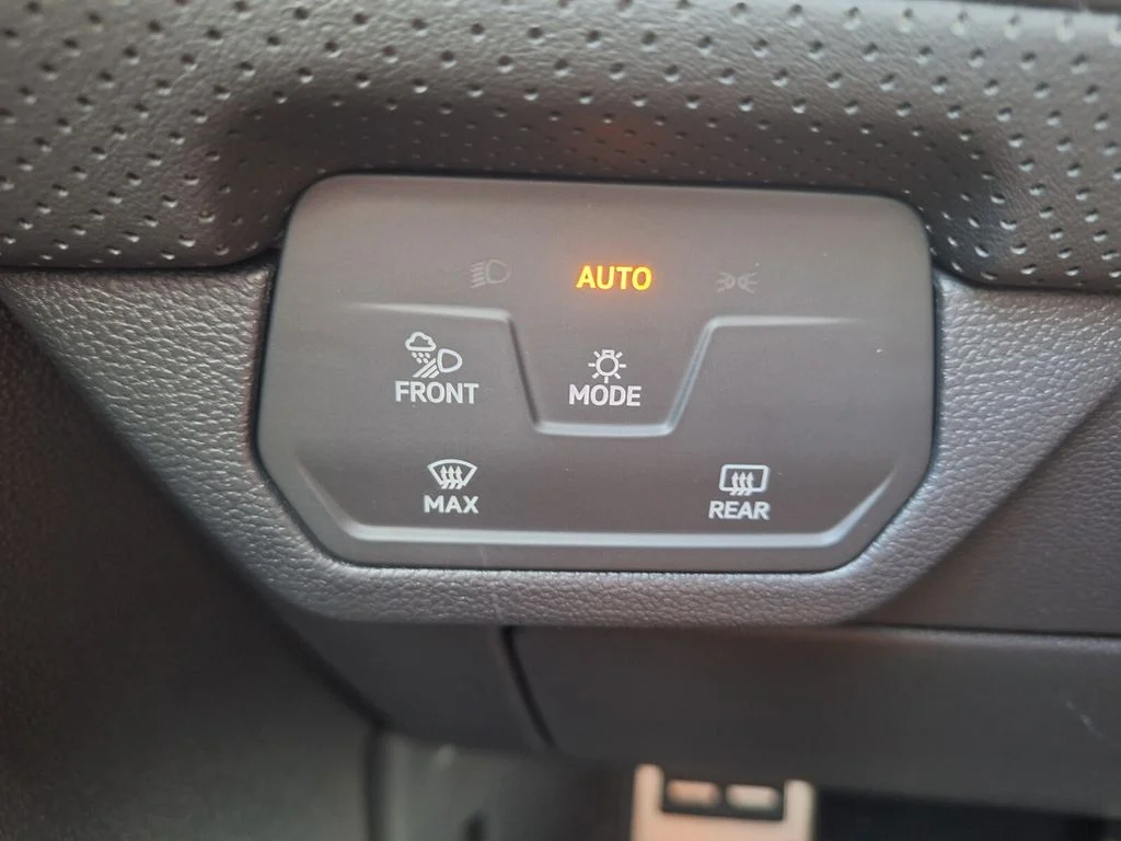 2026 Volkswagen Atlas Cross Sport SEL Premium R-LINE - Photo 12