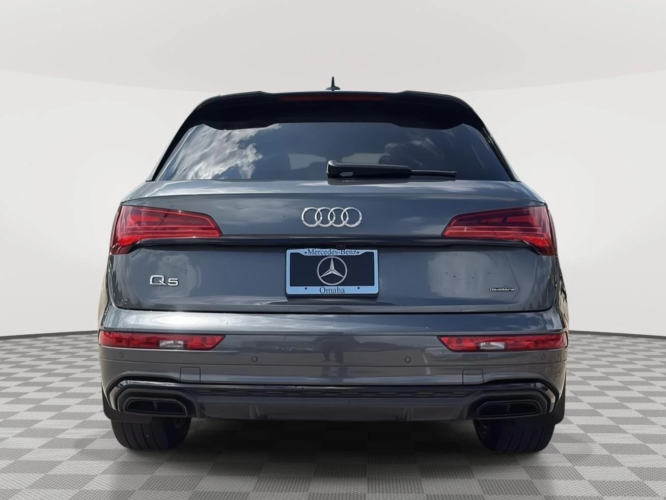 Used 2023 Daytona Gray Pearl Effect Audi S line Prestige image 5