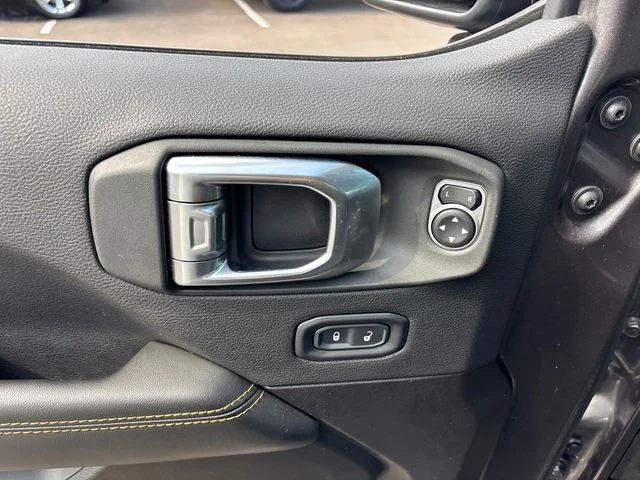 Used 2025 Gray Jeep Sahara 4xe image 14