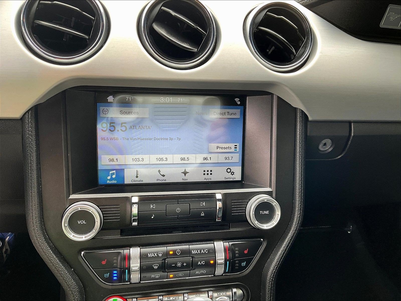 Used 2016 Gray Ford EcoBoost Premium image 17