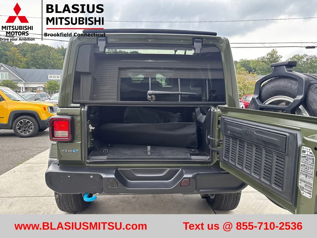 Used 2024 Green Jeep Sport S 4xe image 55