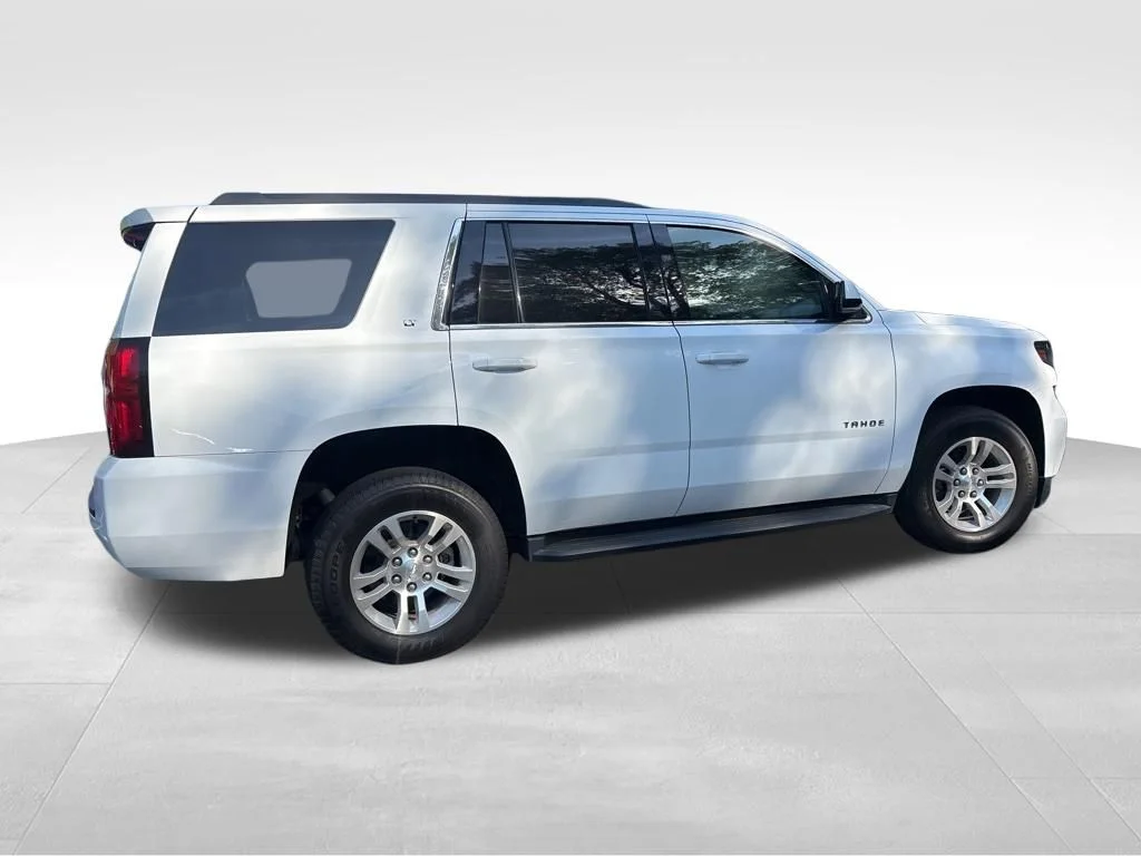 Used 2019 White Chevrolet LT image 14