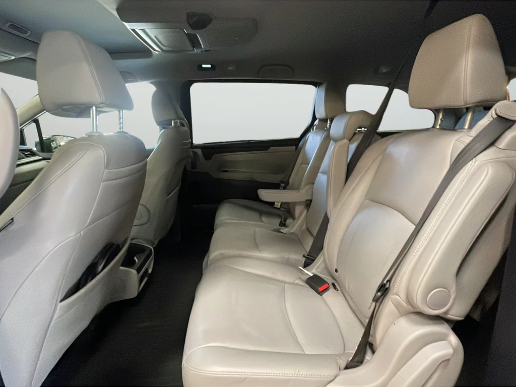 Used 2019 Gray Honda Touring image 28