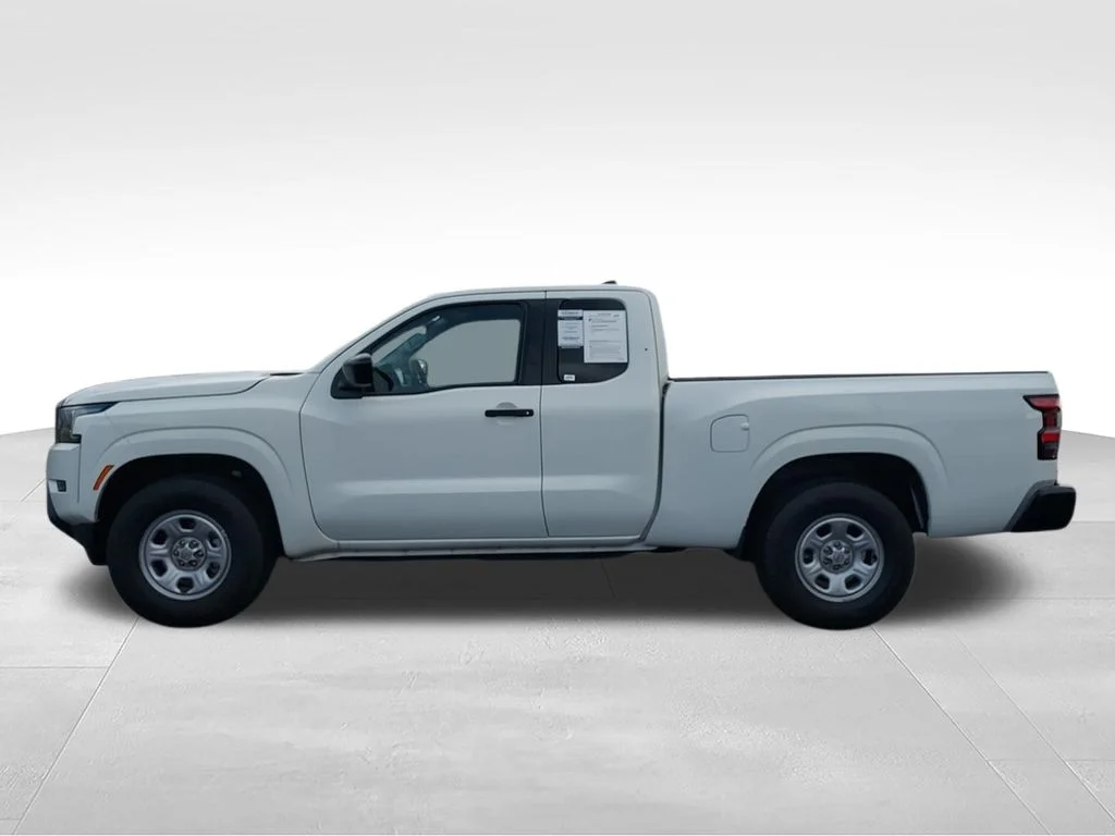 Used 2024 White Nissan S image 6