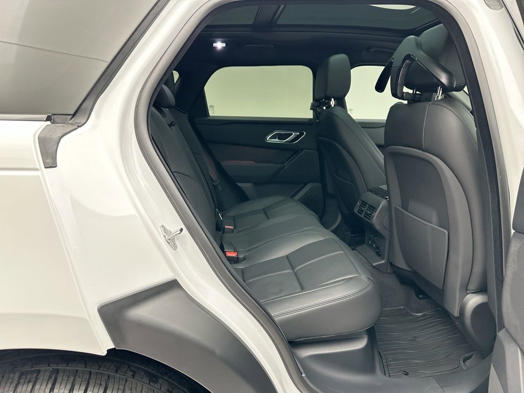 Used 2026 Fuji White Land Rover S image 6