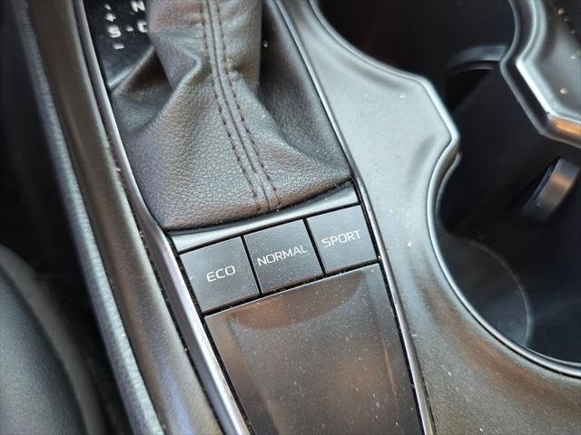 Certified Used 2022 ICE CAP Toyota  image 24