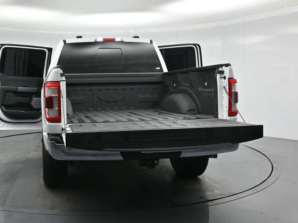 Certified Used 2022 White Ford Lariat image 32