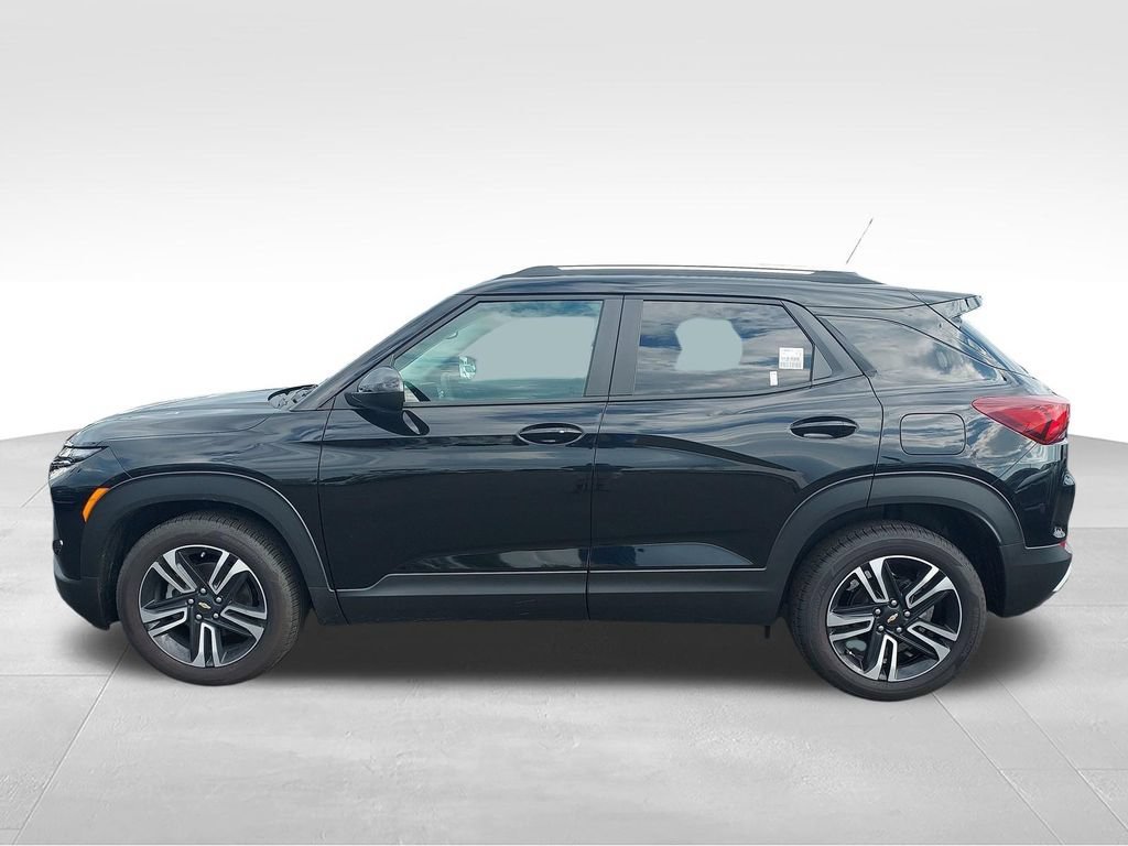 New 2026 Mosaic Black Metallic Chevrolet LT image 2