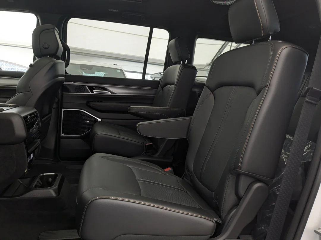 New 2026 White Jeep 85th Anniversary - - McIntosh 19 Spkr Audio - 3 Panel Sunroof - 22 Wheels - Surround View & More! image 29