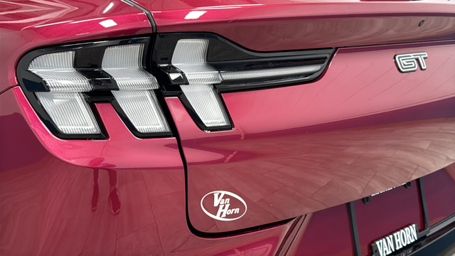 Used 2025 Molten Magenta Metallic Tinted Clearcoat Ford GT image 40