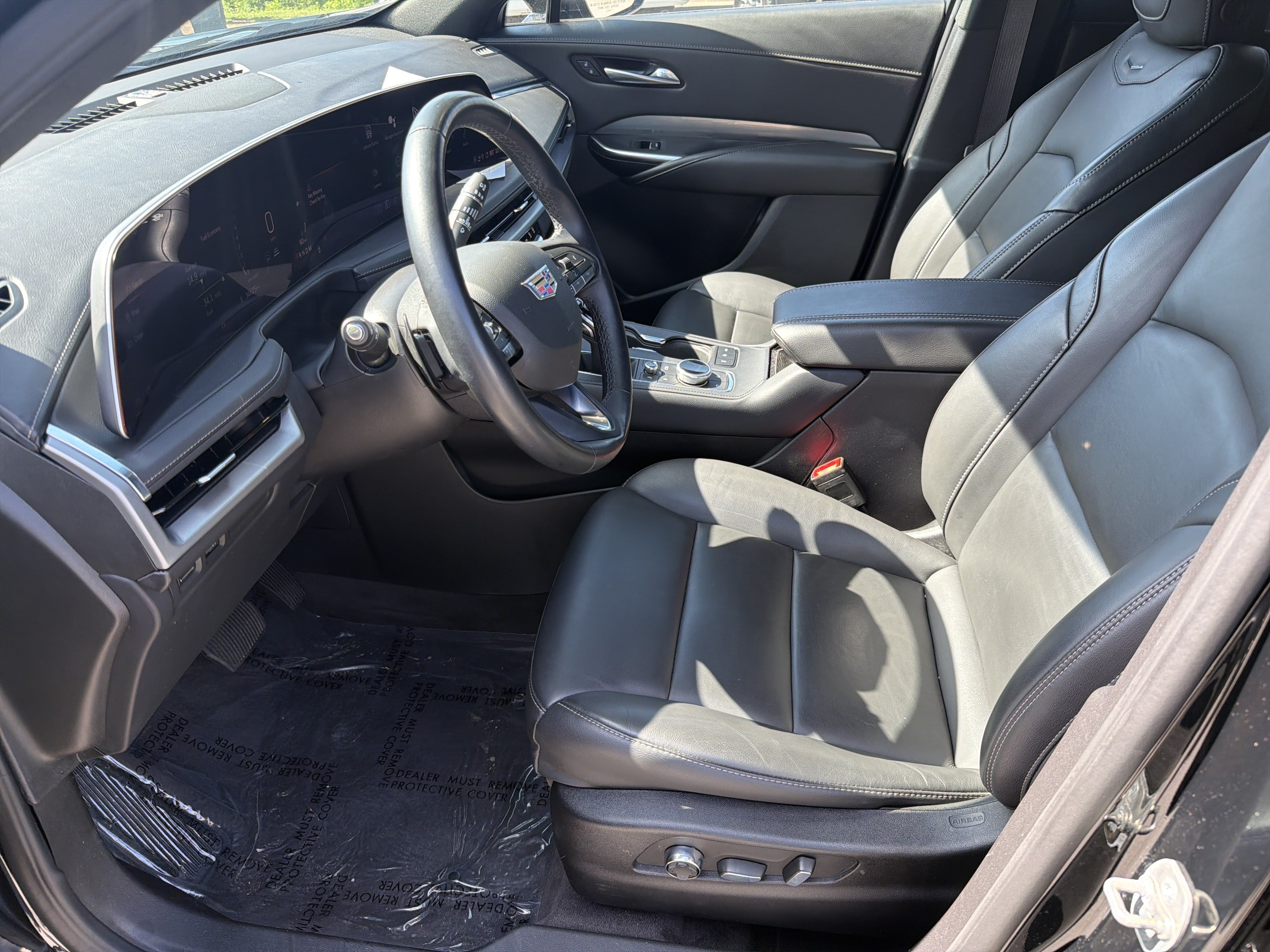 Used 2025 Stellar Black Metallic Cadillac Premium Luxury image 9