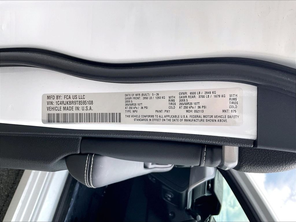 2026 Jeep Grand Cherokee L — photo 16