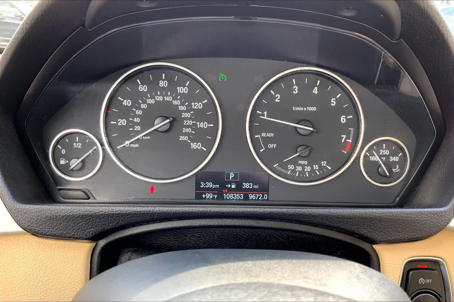 Used 2016 Black Sapphire Metallic BMW 320i xDrive image 25