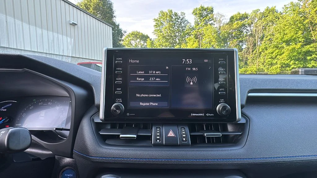 Used 2019 Silver Toyota XSE image 21