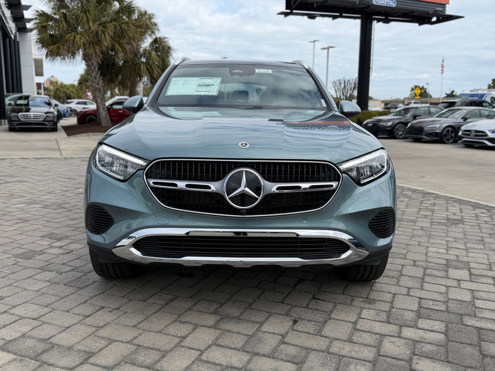 New 2026 Verde Silver Mercedes-Benz GLC 300 image 29