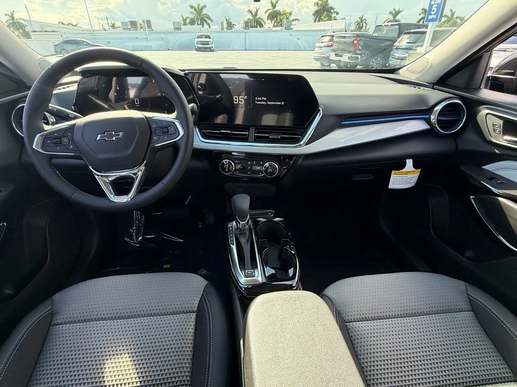 New 2026 Mosaic Black Metallic Chevrolet LT image 12