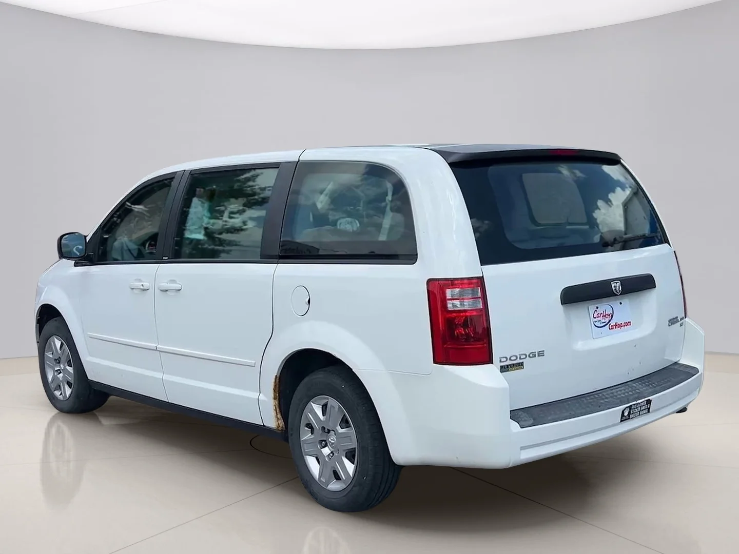 Used 2009 White Dodge SE image 3