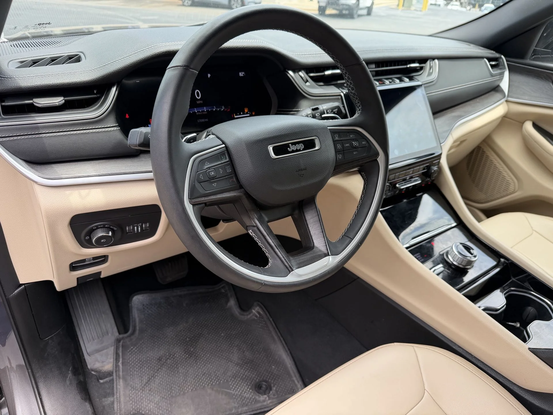 Used 2023 Metallic Jeep Limited image 1