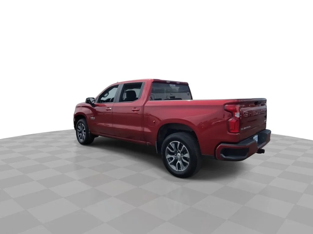 Certified Used 2025 Radiant Red Tintcoat Chevrolet RST image 6