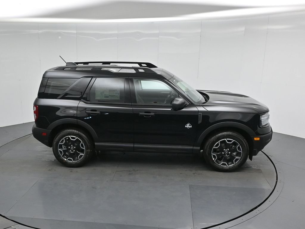 New 2026 Shadow Black Ford Outer Banks image 50