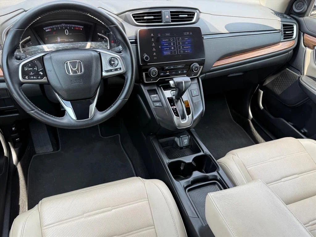 Used 2017 Gold Honda Touring image 12
