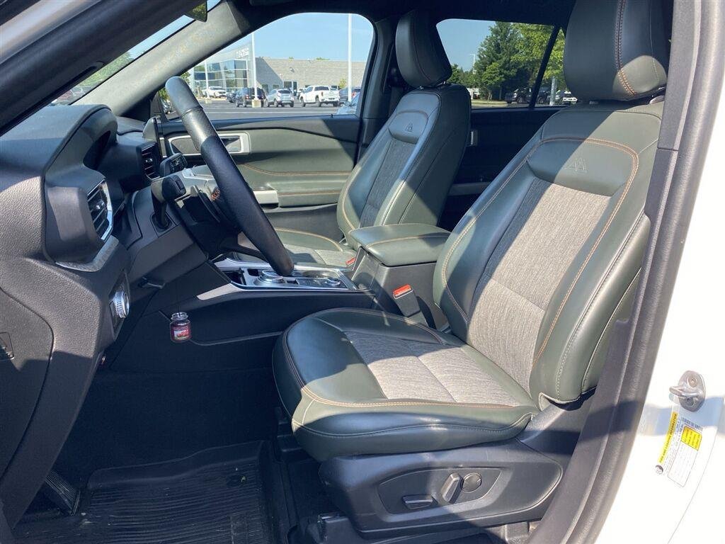 Used 2022 Star White Metallic Tri-Coat Ford Timberline image 2