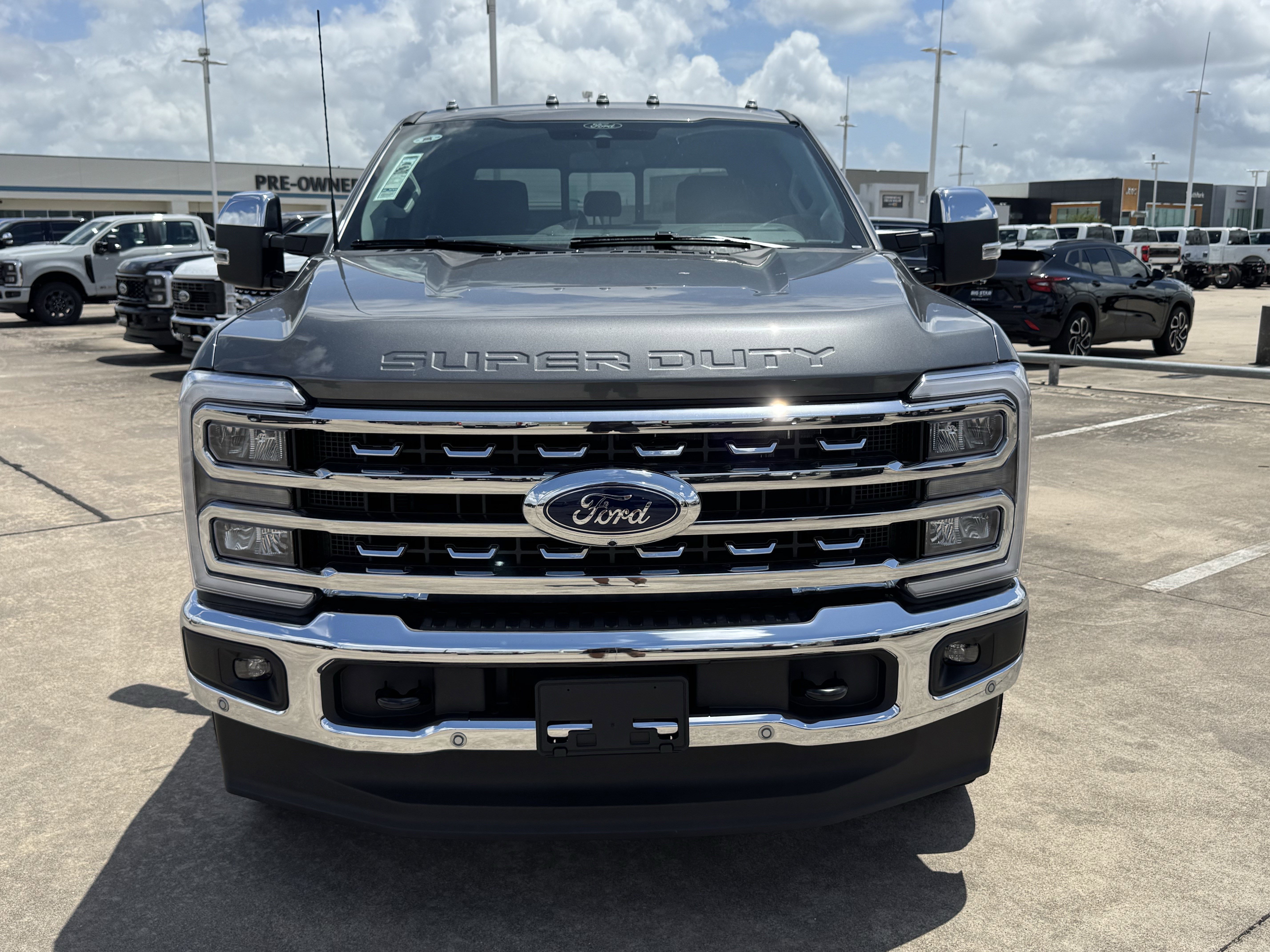 New 2026 Carbonized Gray Metallic Ford LARIAT image 3