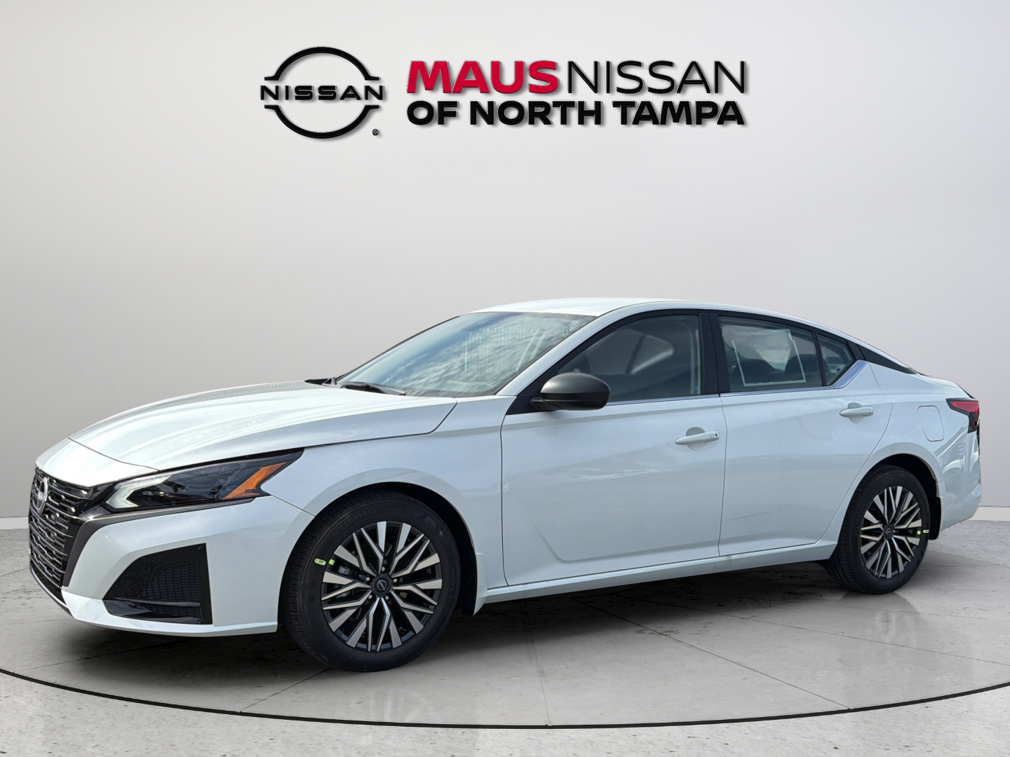 New 2026 White Nissan 2.5 SV image 5