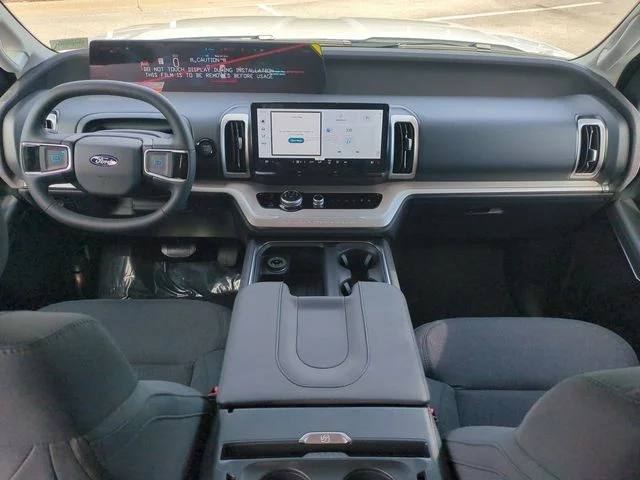 New 2026 Oxford White Ford Active image 14