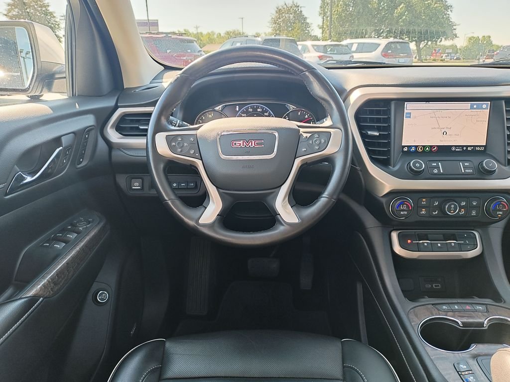 Used 2022 White GMC Denali image 16