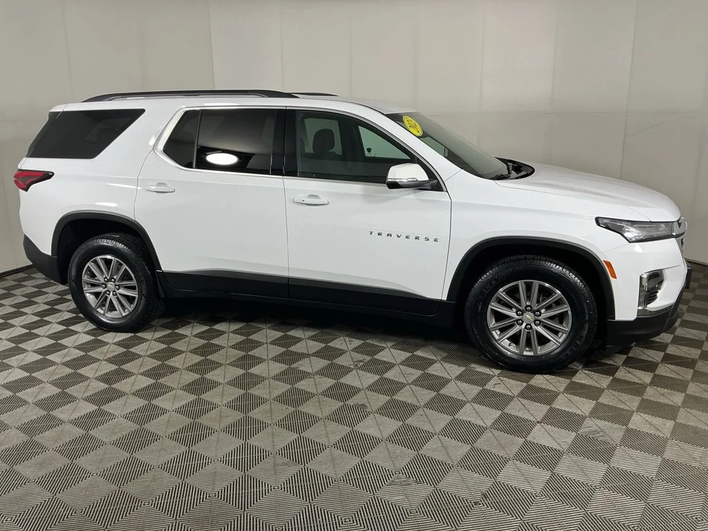 Used 2023 White Chevrolet LT image 18