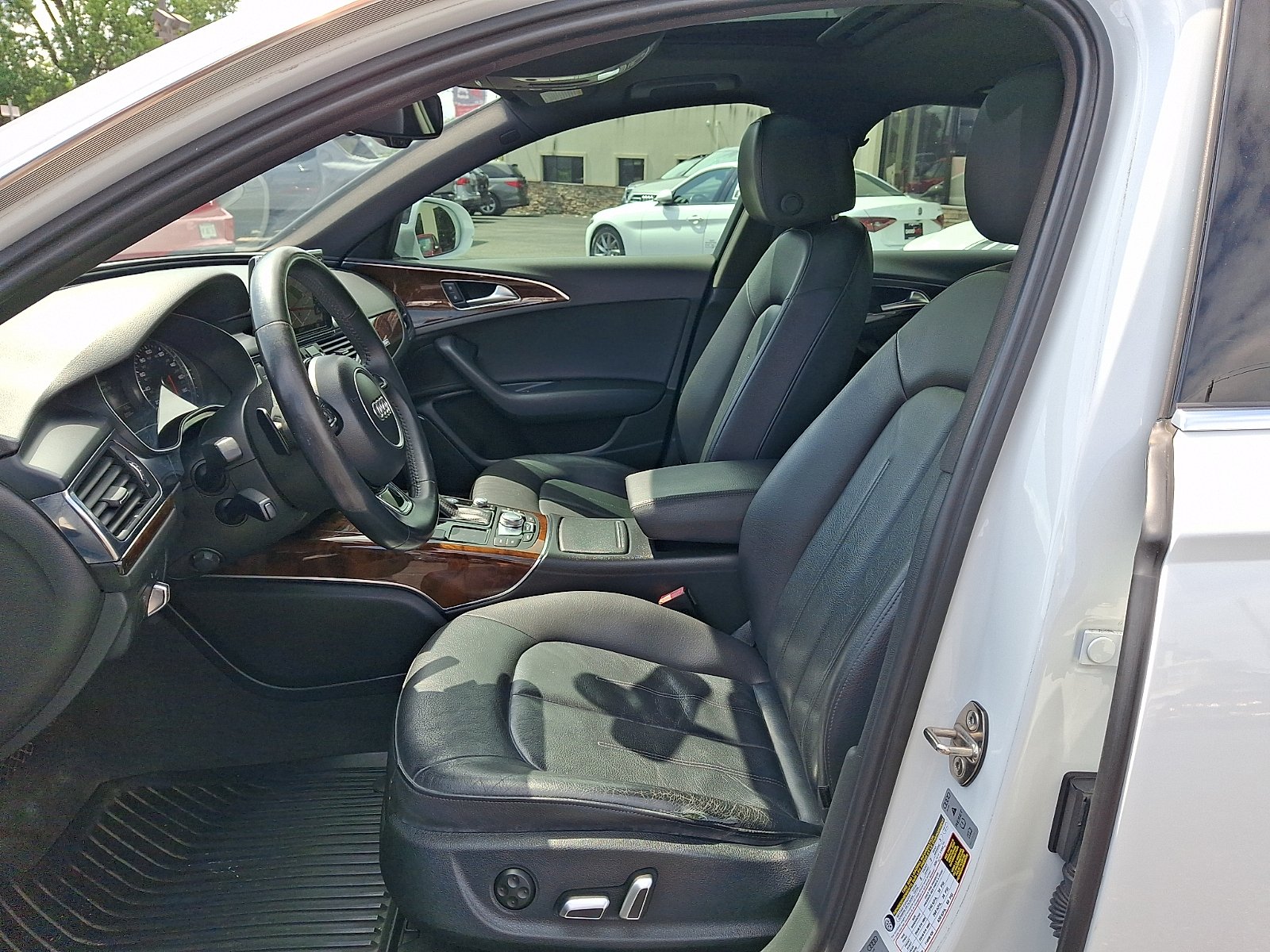 Used 2018 Glacier White Metallic - 2Y2Y Audi 2.0T Premium Plus image 13