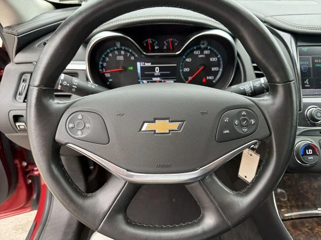 Used 2015 Red Chevrolet LT image 16