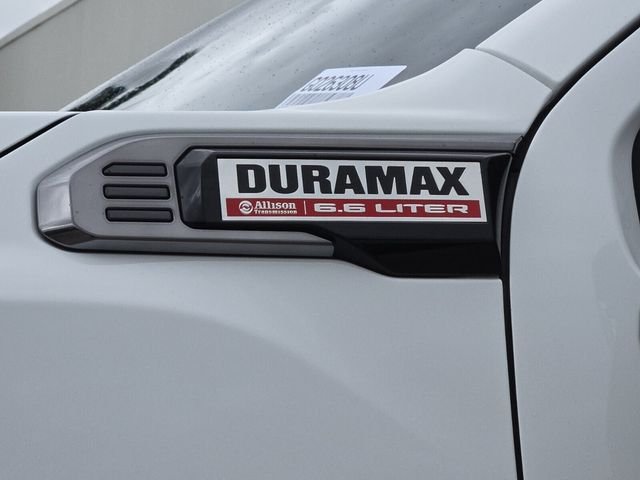 Used 2024 White GMC AT4 image 13