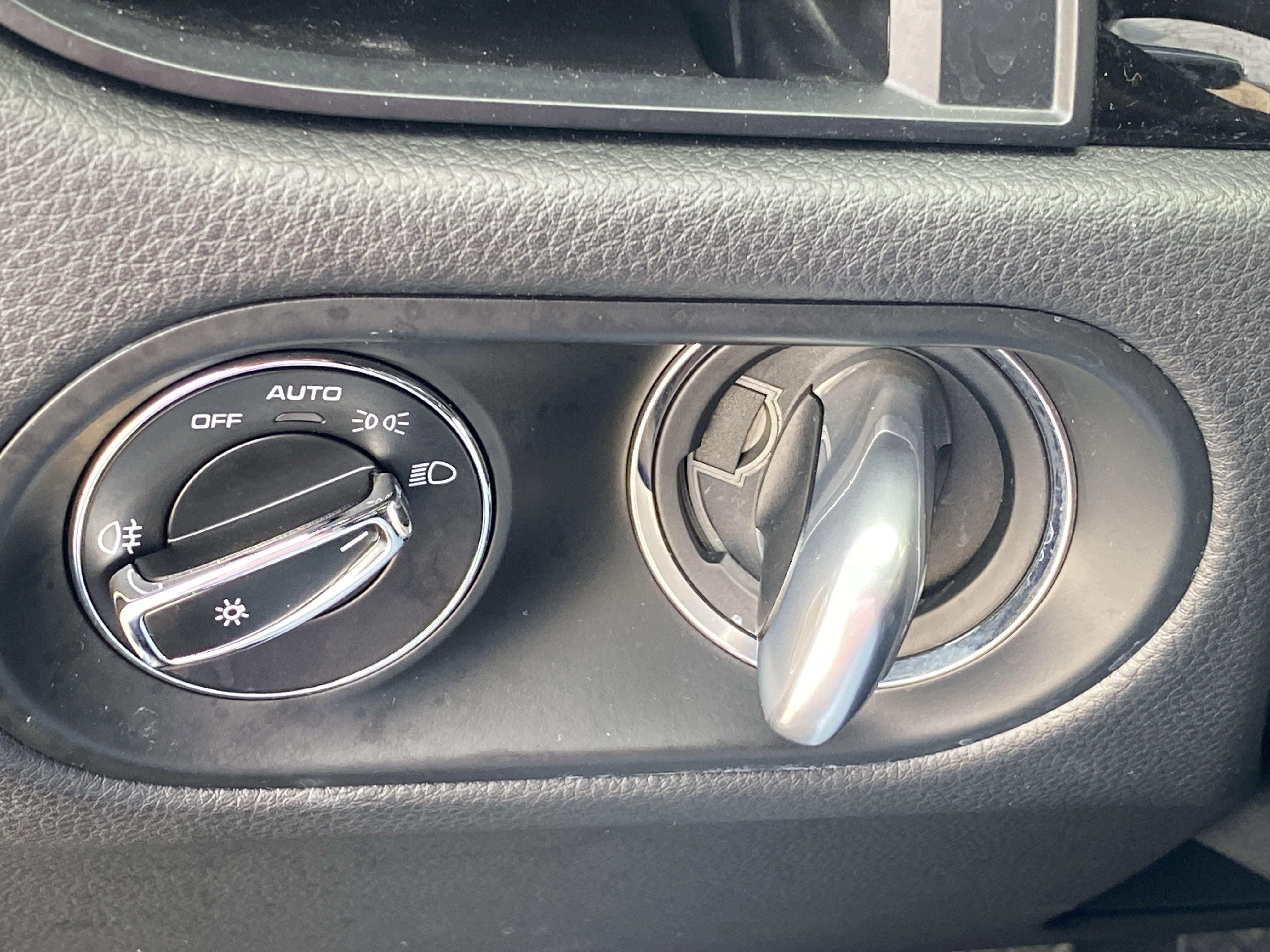 2024 Porsche Macan Base - Photo 20