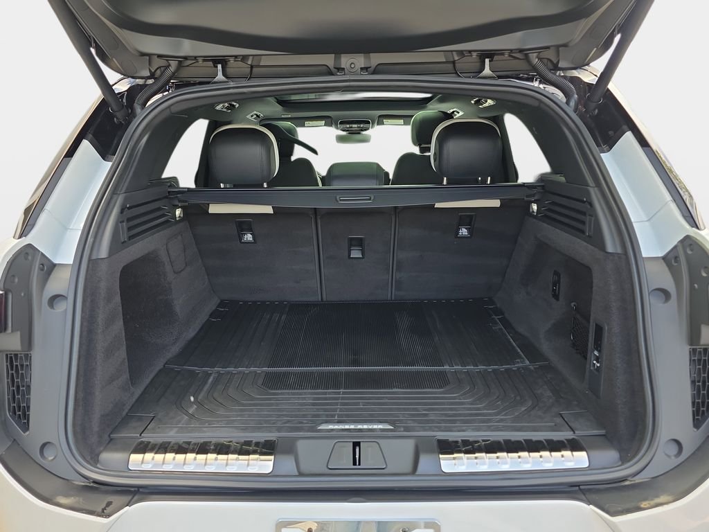 New 2026 Beige Land Rover Dynamic SE image 12