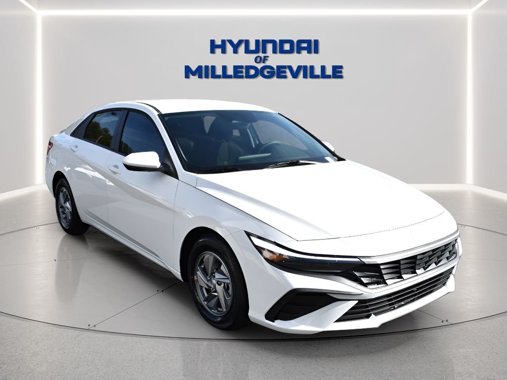 New 2026 Serenity White Hyundai SE image 34