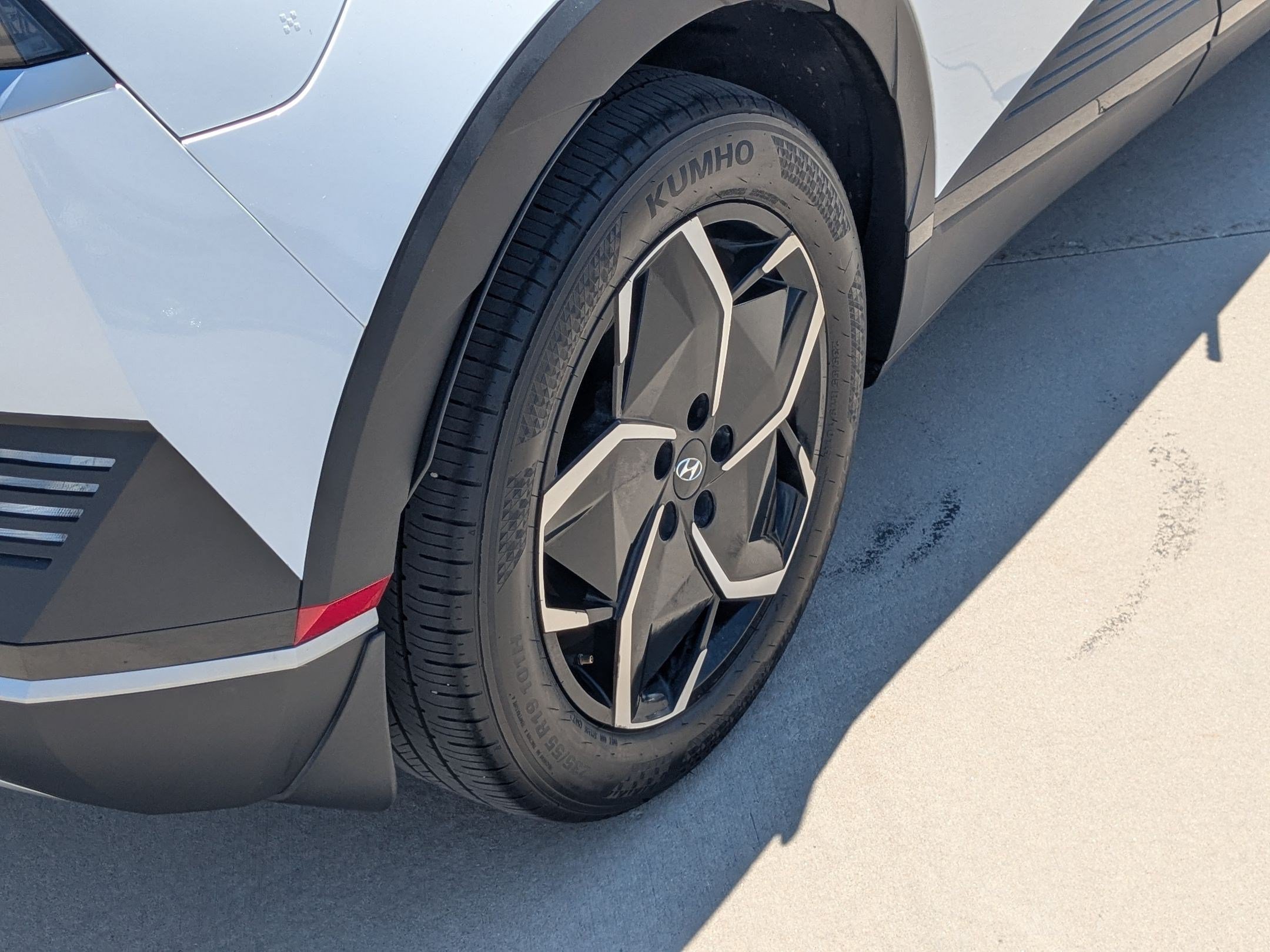 Certified Used 2023 White Hyundai SEL image 12