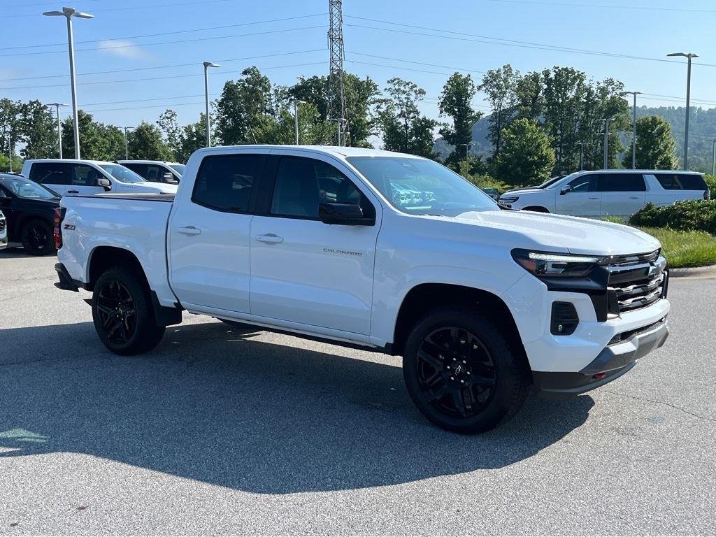 2025 Chevrolet Colorado Z71 - Photo 5