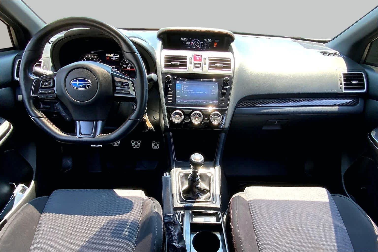 Used 2020 Ice Silver Metallic Subaru Premium image 16