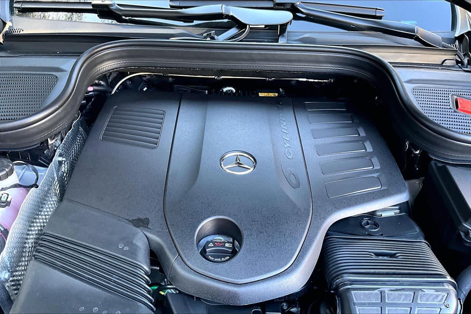 New 2026 MANUFAKTUR Alpine Grey Mercedes-Benz GLS 450 image 15