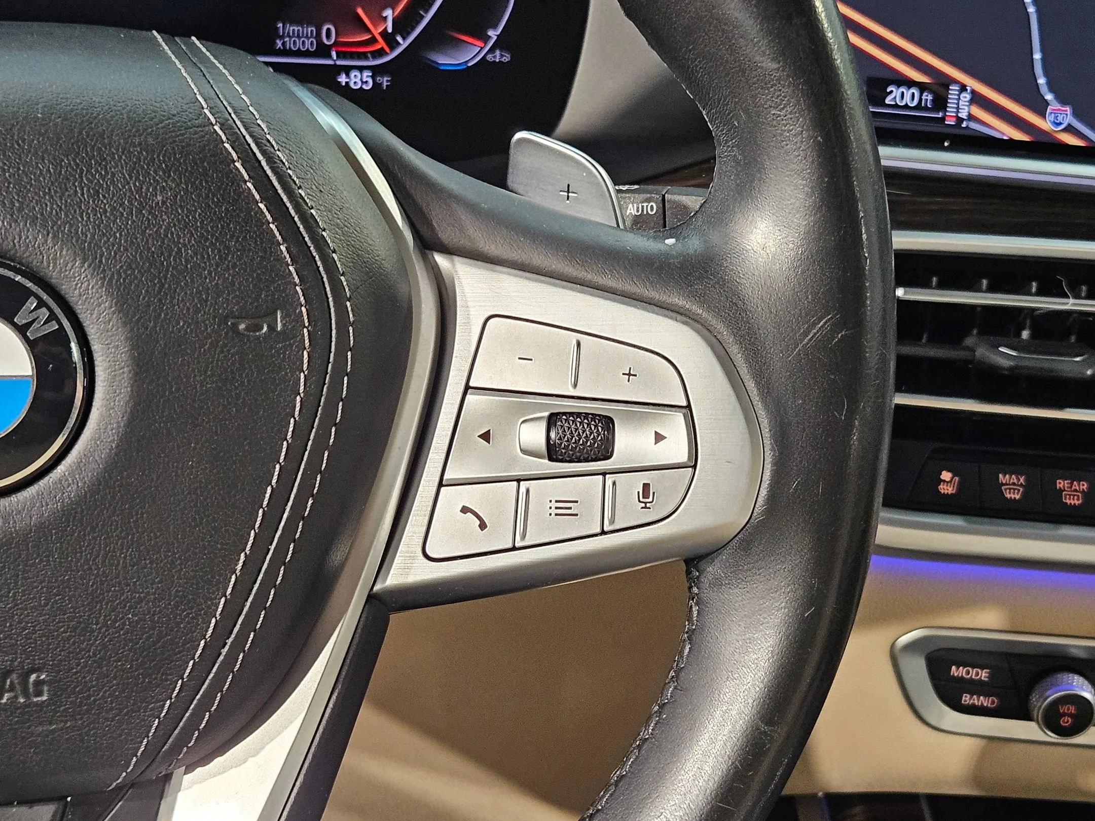 Used 2019 Phytonic Blue Metallic BMW xDrive40i image 29