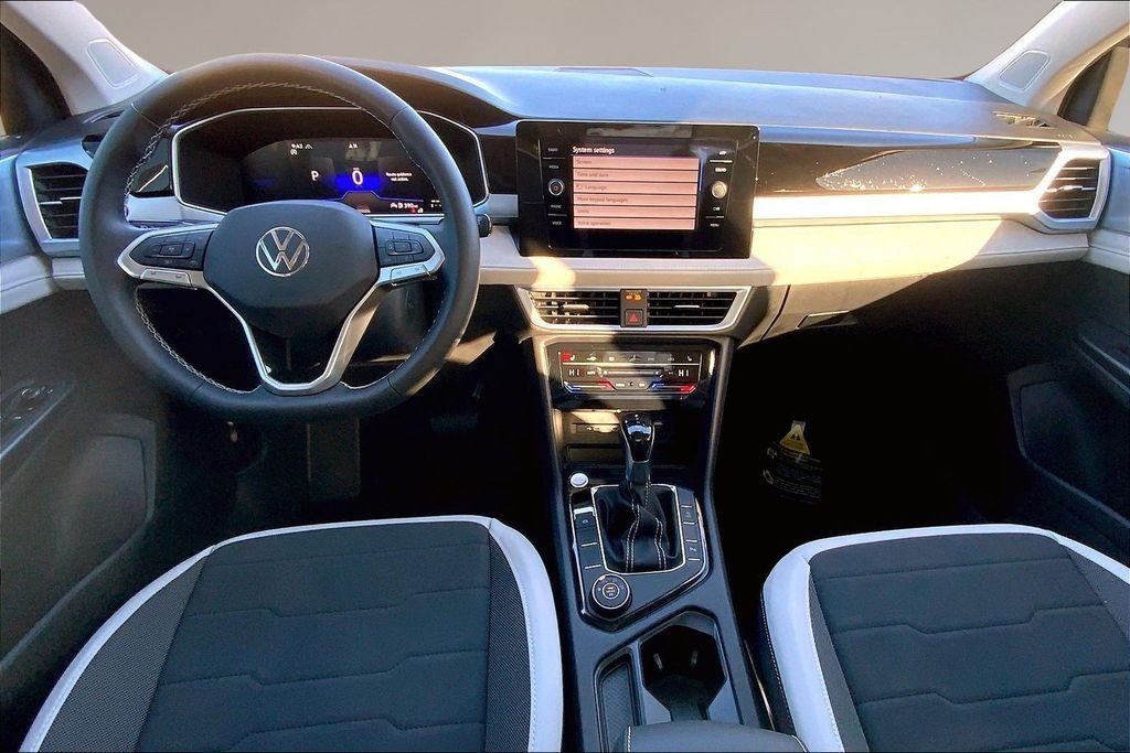 Used 2026 White Volkswagen 1.5T SE image 5