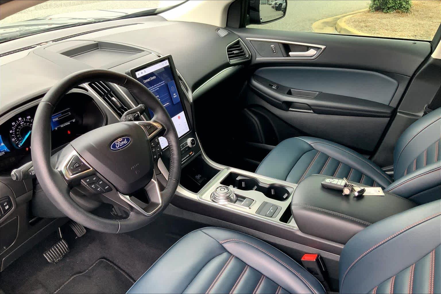 Used 2024 Carbonized Gray Metallic Ford SEL image 15