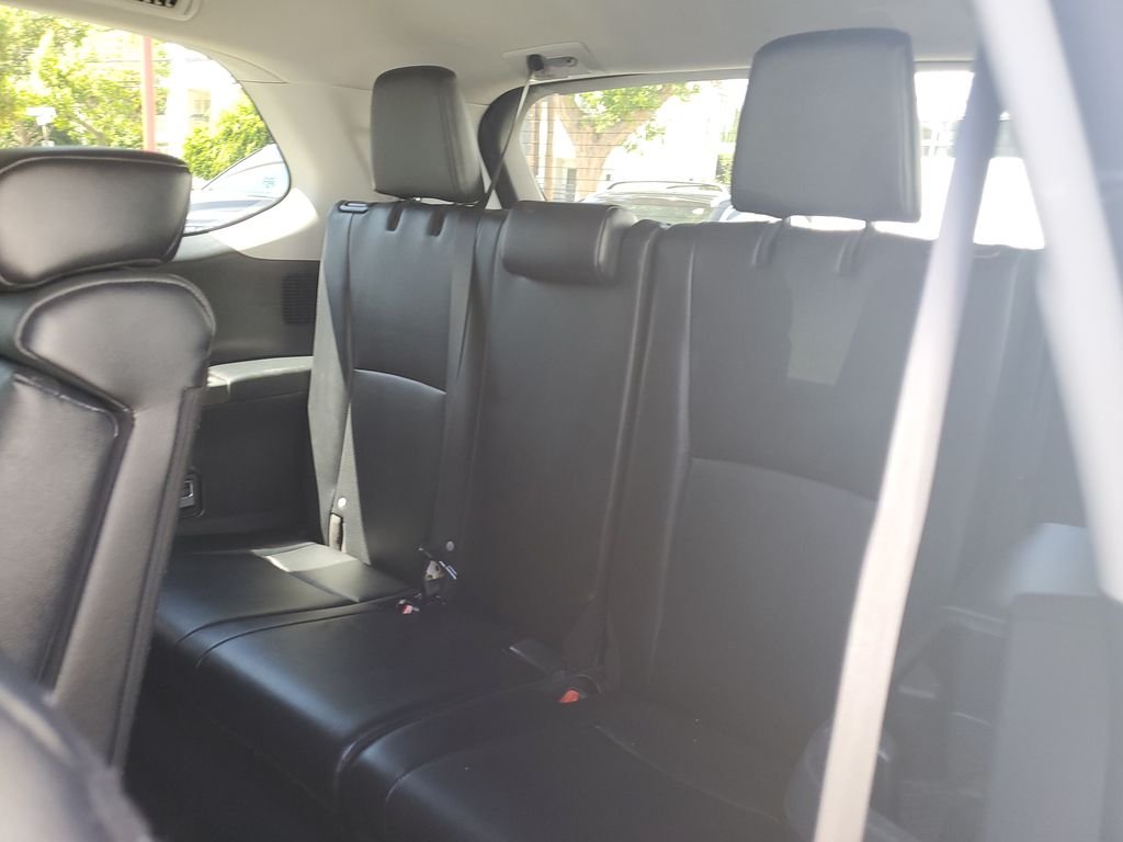 Used 2024 Cream Toyota XLE image 14